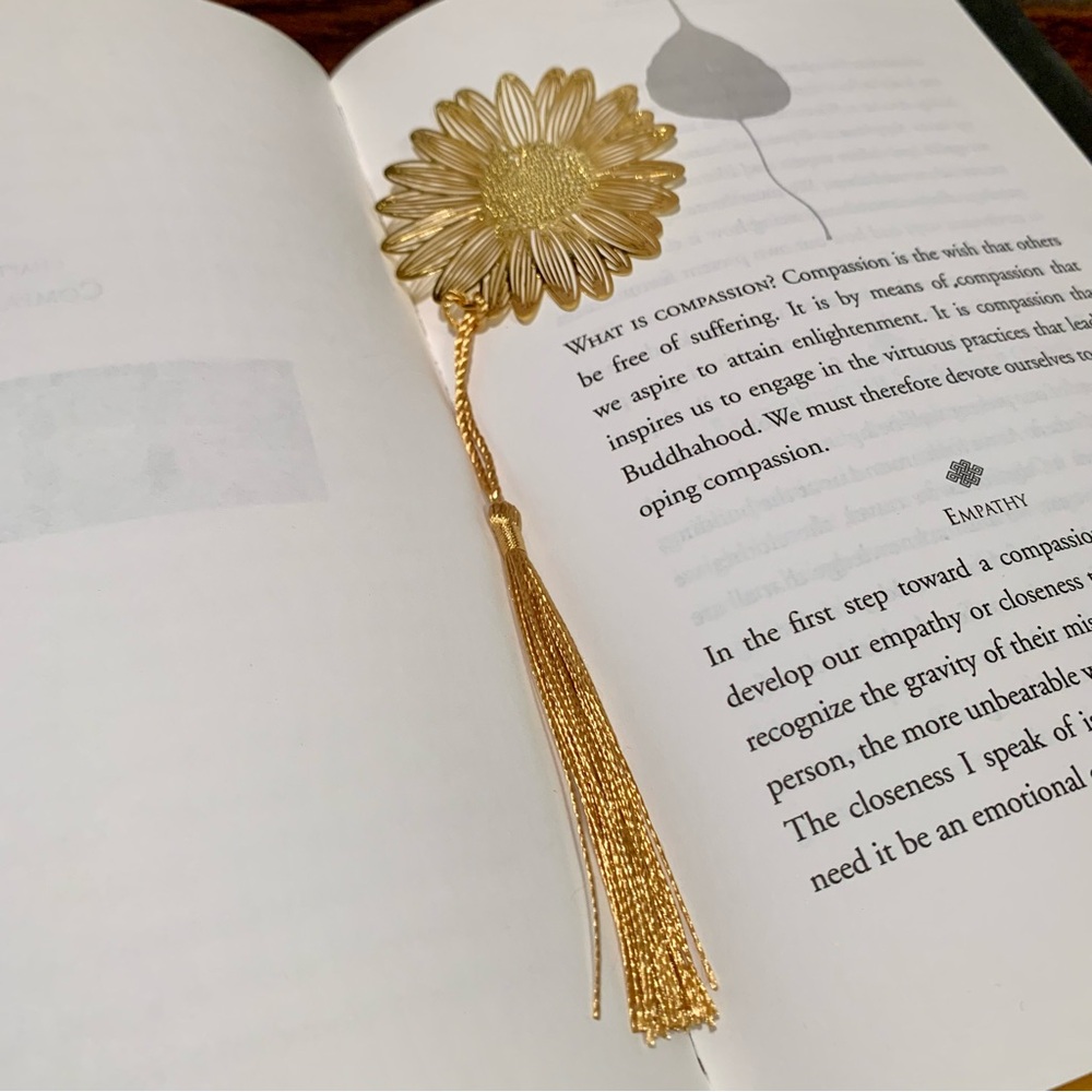 Sunflower Handmade Book Mark in Gold With Golden Tassel - Picture 2 of 5